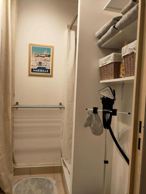 Charmant Studio Quai Joliette Marseille Ngoại thất bức ảnh